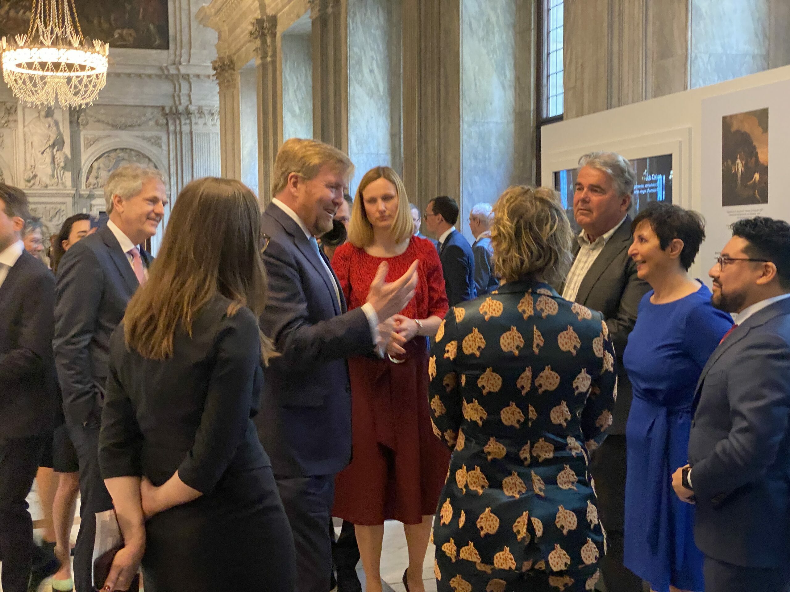 Image for De koning heeft tentoonstelling Moraalmeesters geopend in het Koninklijk Paleis Amsterdam