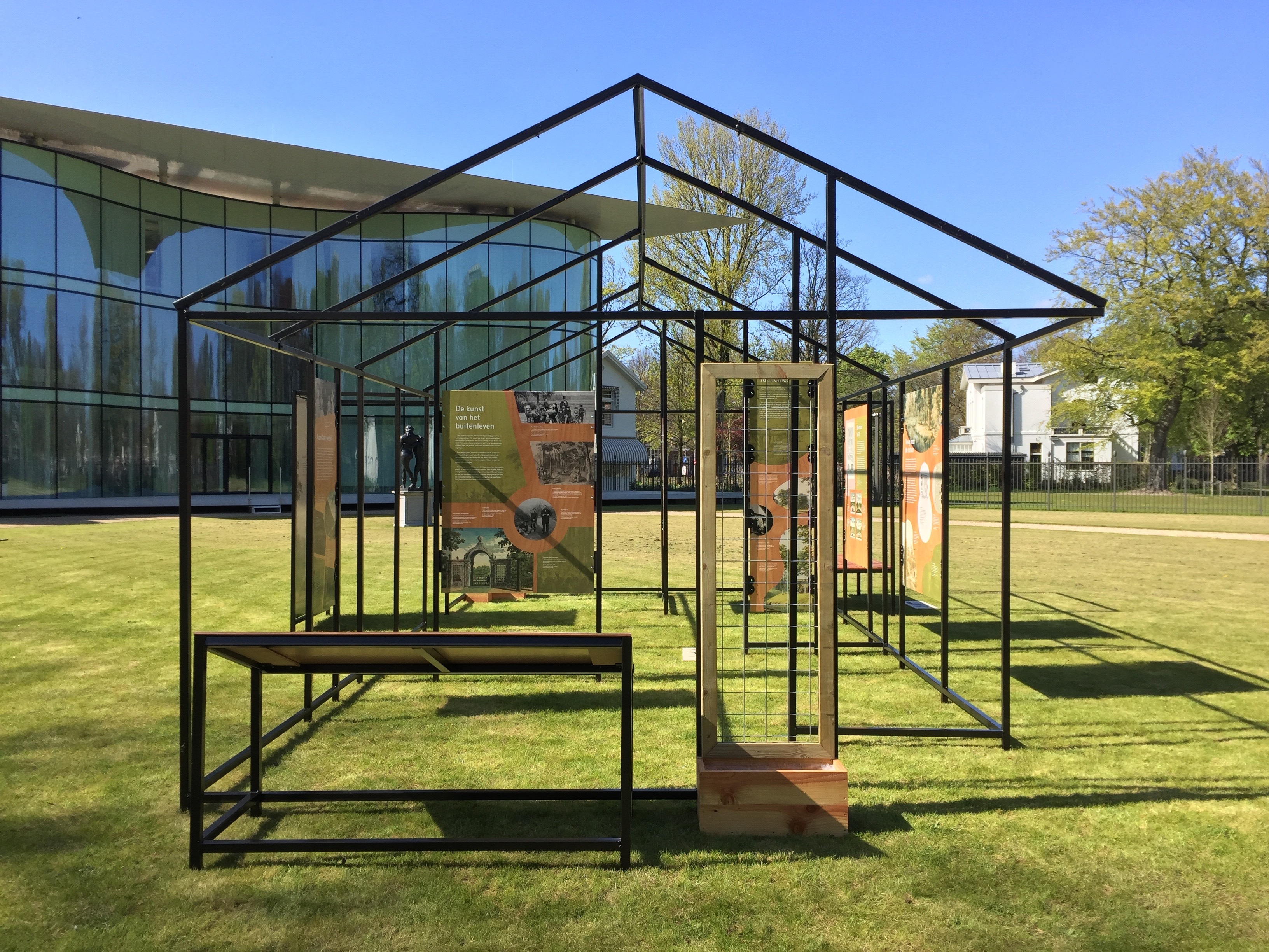 Image for Binnenstebuiten, nu te zien in de binnentuin van Paviljoen Welgelegen!