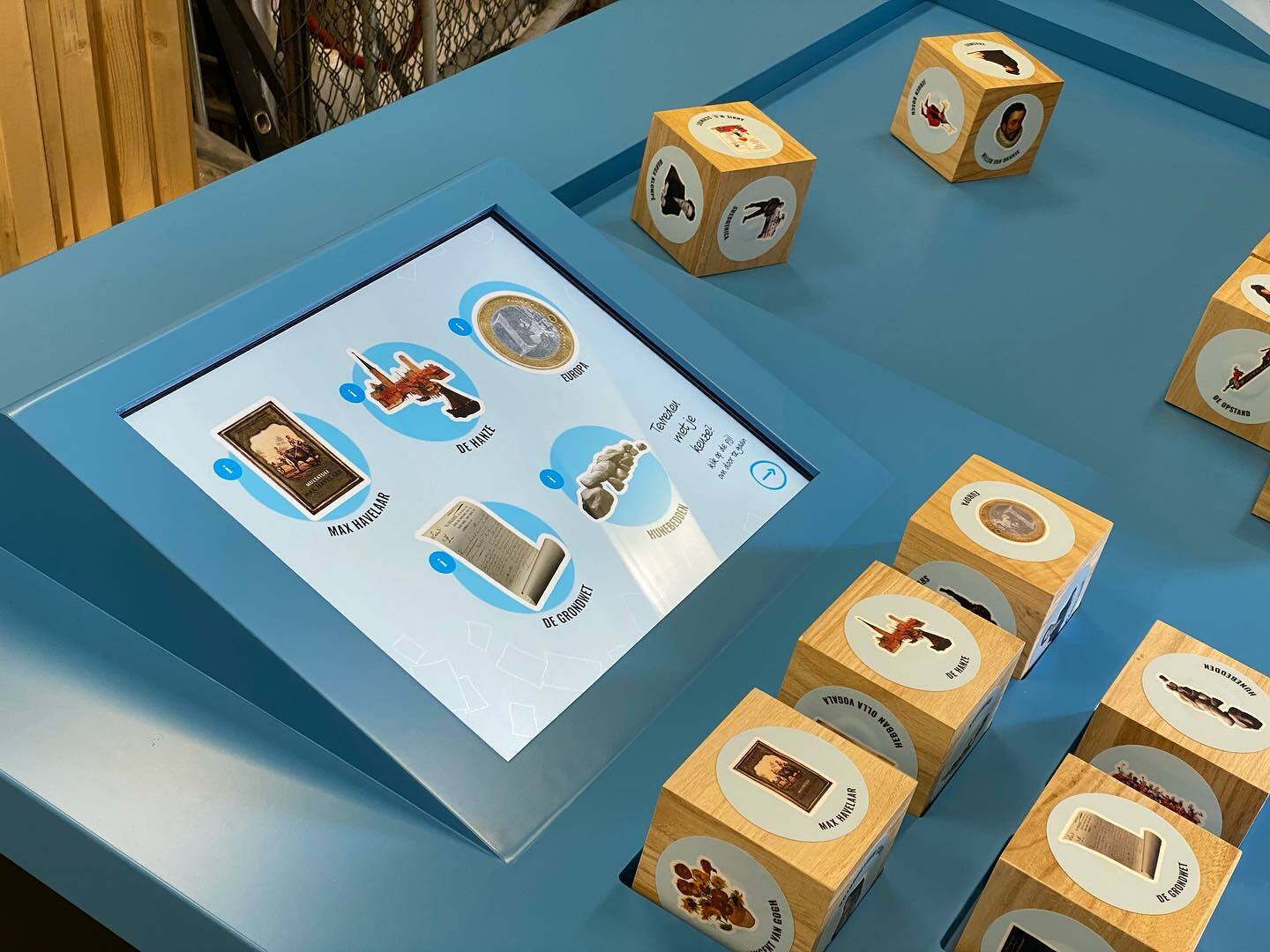 Image for Nu nog in een Amsterdamse werkplaats, vanaf volgende week te spelen in @openluchtmuseum Arnhem. Stel je eigen #canonvannederland samen in de tentoonstelling Canon Anno 2020