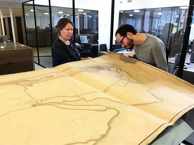 Image for Heel bijzonder! Er is een 3.5 meter lange kaart van #Texel uit 1854 opgedoken in het @nharchief. Samen met Pascal en Alec van @kaapskil hebben we deze unieke ‘vondst’ vandaag bekeken.