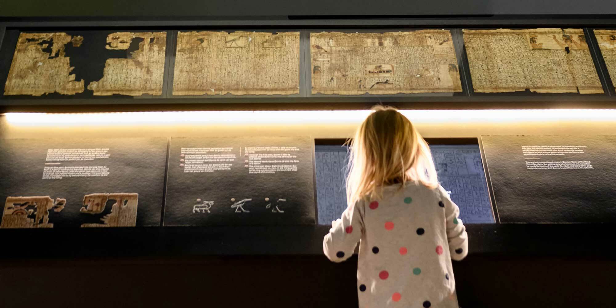 De Papyrus van Qenna