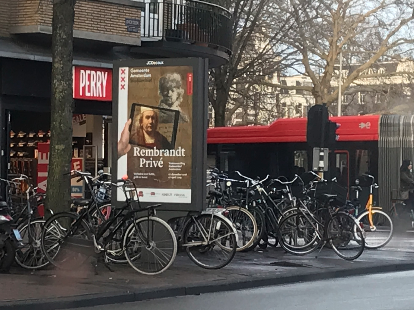 Image for Heb jij de #RembrandtPrive poster al in de stad zien hangen? #rembrandt #amsterdam #stadsarchief #posterdesign #posterspree #exhibition #tentoonstelling