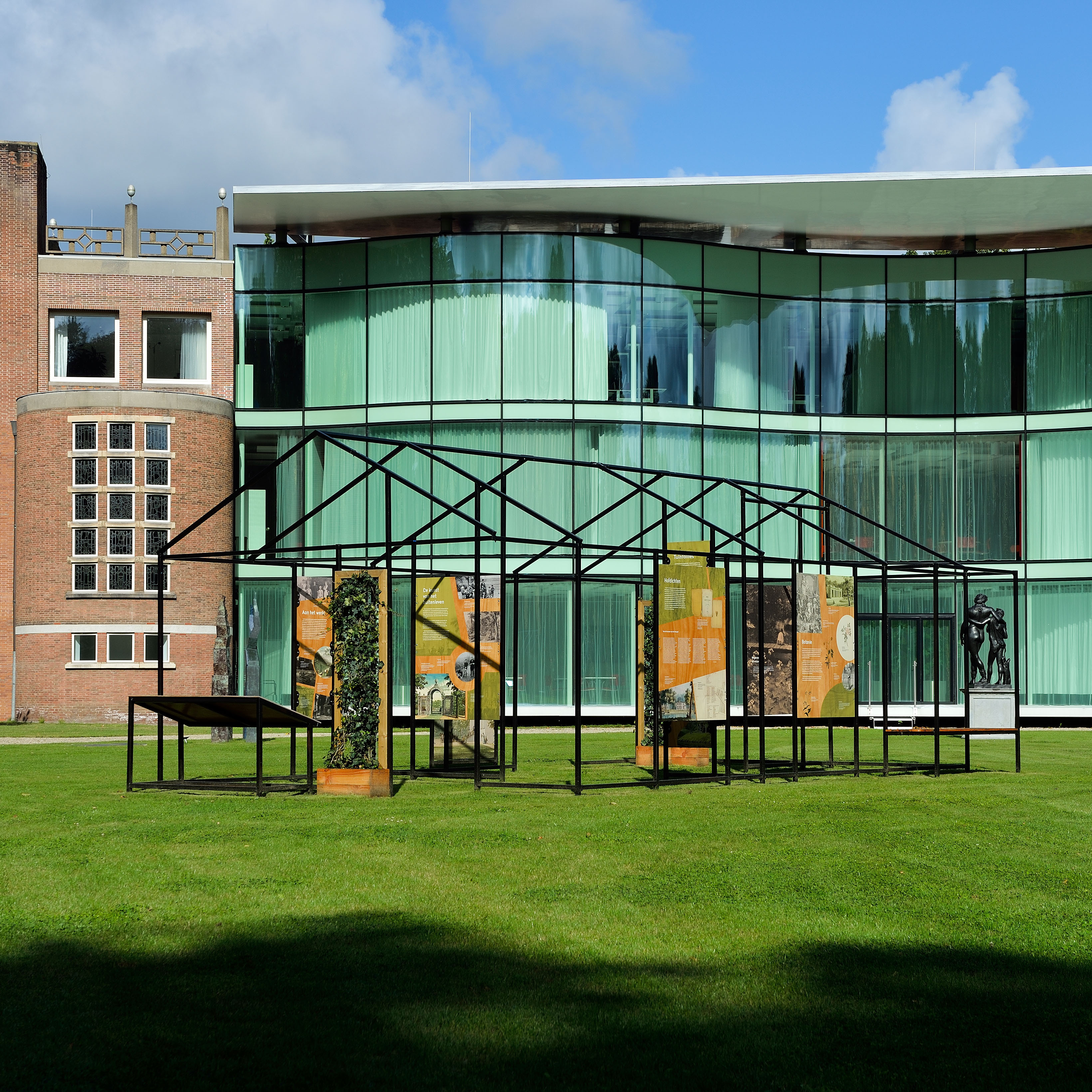 Tentoonstelling Binnenstebuiten