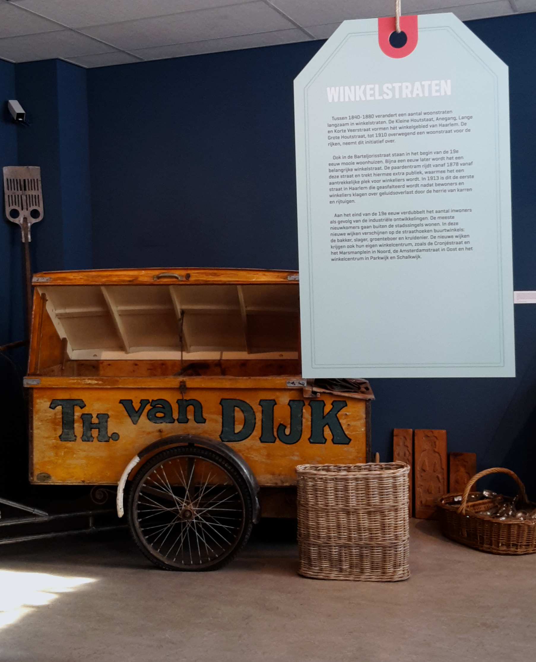 Image for We leggen de laatste hand aan de zomertentoonstelling in Museum Haarlem.